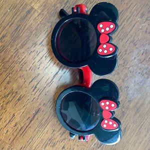 Minnie Mouse sunglasses
